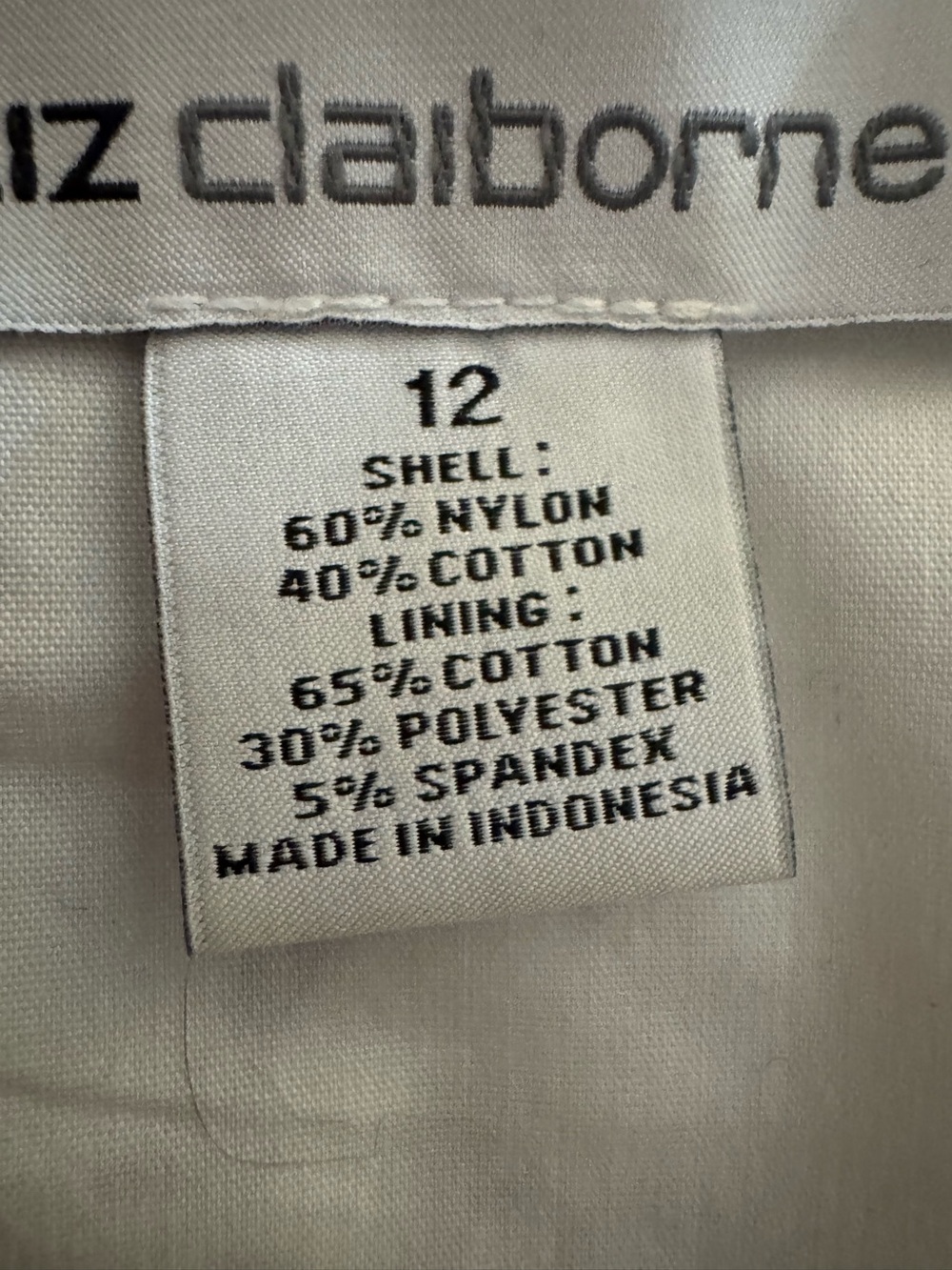 Liz Claiborne White Lace Pencil Skirt - Size 12 - Picture 7 of 11